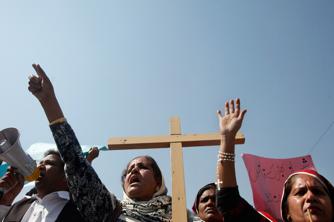 Pakistan: HRFP condemns Maria Shahbaz case, says it exemplifies child marriage, forced conversion, judicial failure