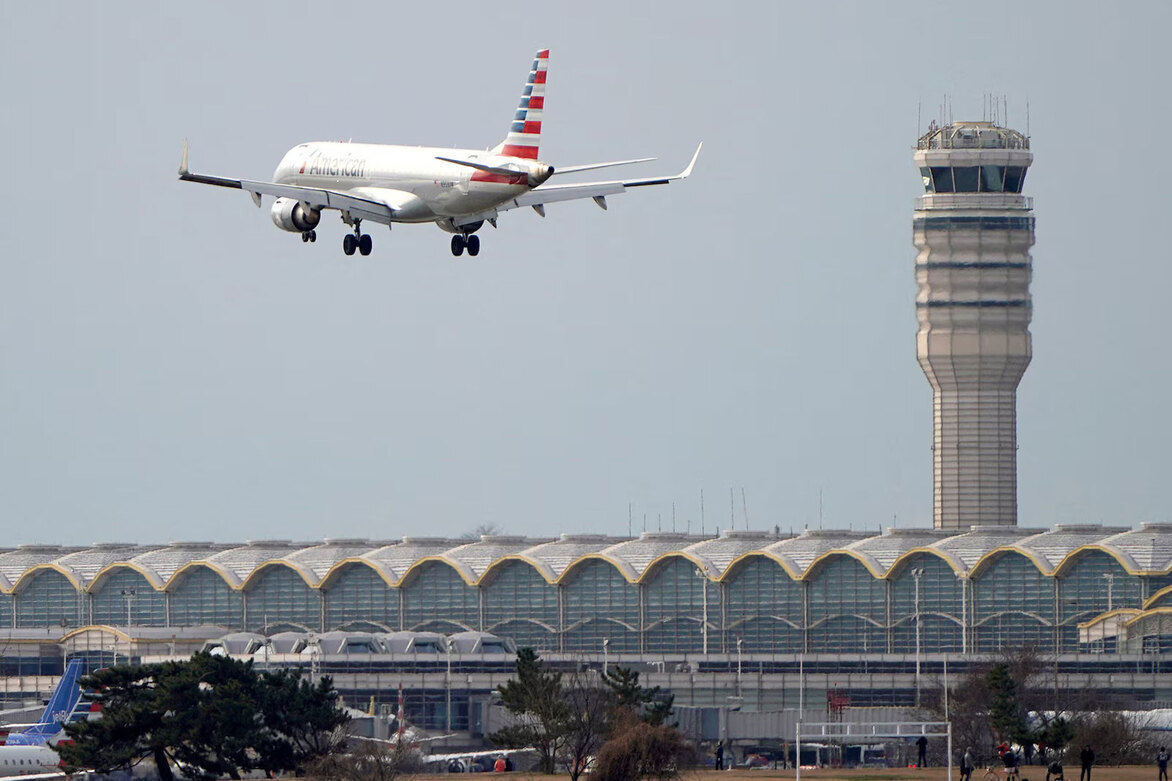 DC flight operations resume after "chemical odour" at air traffic control centre triggers massive ground stop