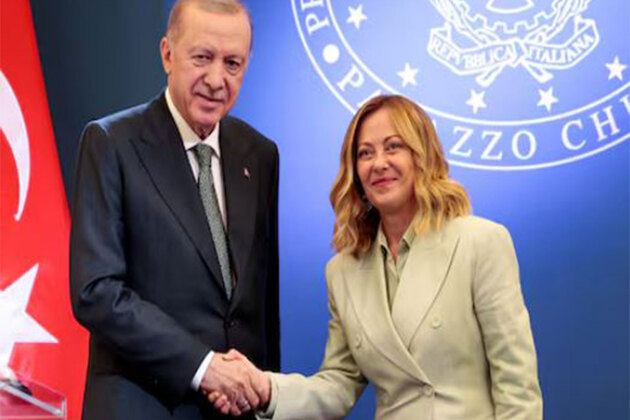 Turkish President wants Italian PM to stop smoking