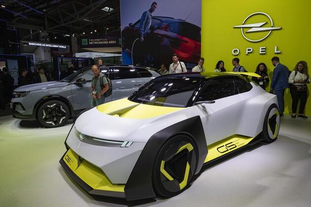Openness, cooperation key to future of global auto industry, says auto expert