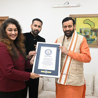 HIPSA presents Guinness world record certificate for Kabaddi to Haryana CM Saini