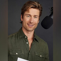 Glen Powell to star in Ron Howard's untitled firefighter film