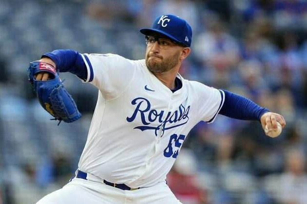 Rookie lefty Noah Cameron dynamite again as Royals top Reds