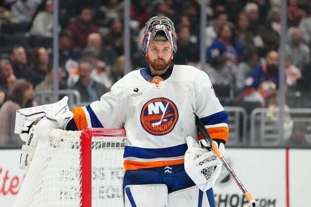New-look Islanders hope to halt West Coast skid against Sharks