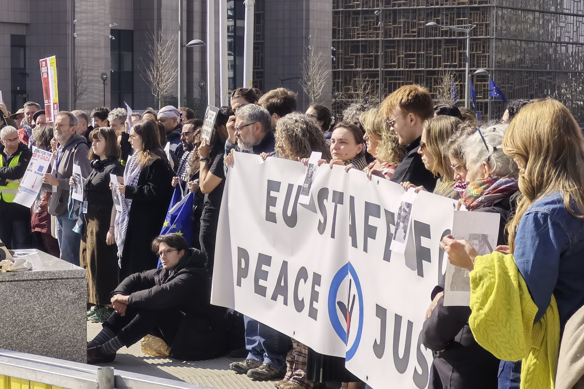 BELGIUM-BRUSSELS-EU STAFF-GAZA PEACE-PROTEST