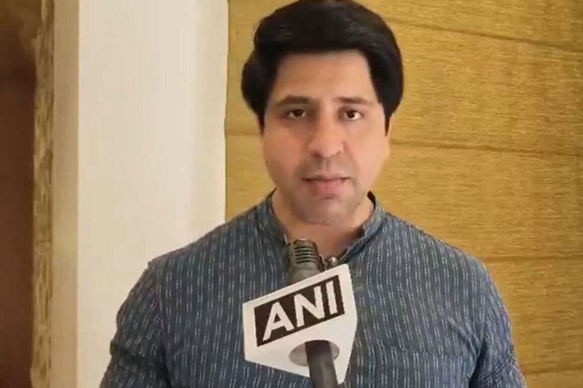 Neither public or collegueas accept him: Shehzad Poonawalla slams Rahul Gandhi after VCK suggests new INDIA Bloc leadership