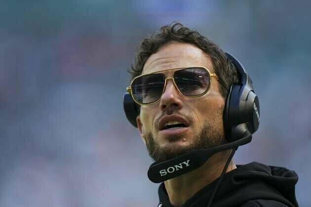Report: No staffing changes expected for Dolphins
