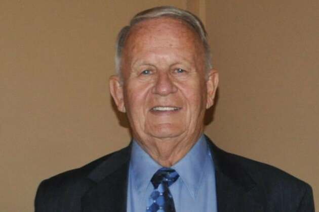 Lincoln Northeast legend, Nebraska Sports Hall of Famer Wall dies at 85