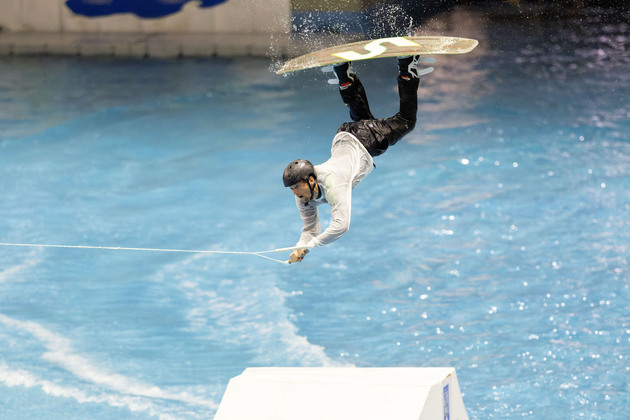 (SP)CANADA-TORONTO-INDOOR WAKEBOARD CANADIAN CHAMPIONSHIP