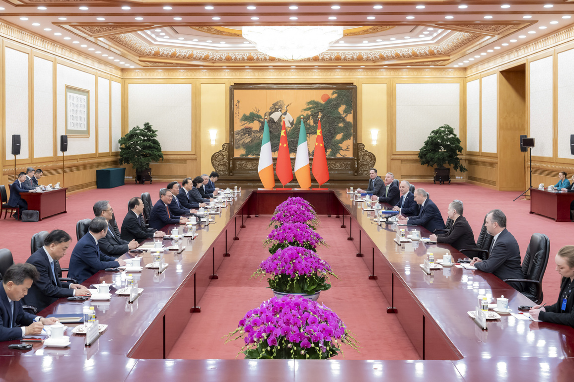 CHINA-BEIJING-LI QIANG-TAOISEACH OF IRELAND-TALKS (CN)