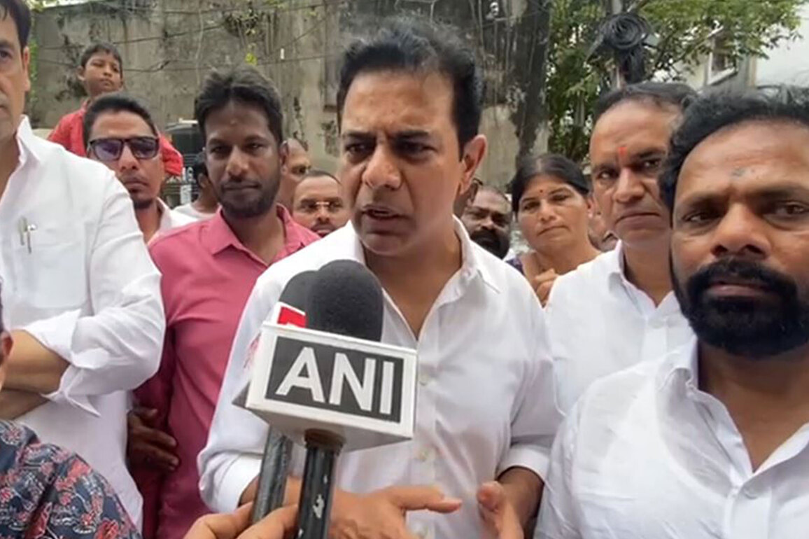 Rahul Gandhi has become an albatross around the neck of India's Opposition: KTR