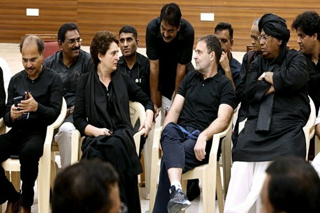 Delhi protest: Detained Congress MPs released after 6 hrs