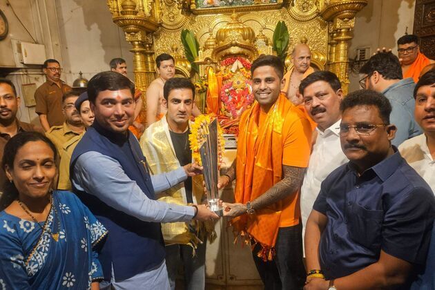 Gautam Gambhir, SuryaKumar Yadav offer prayers at Shree Siddhivinayak Temple