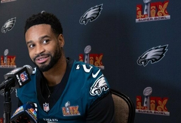 CB Darius Slay aims to play in 2025 with Eagles ... or Lions