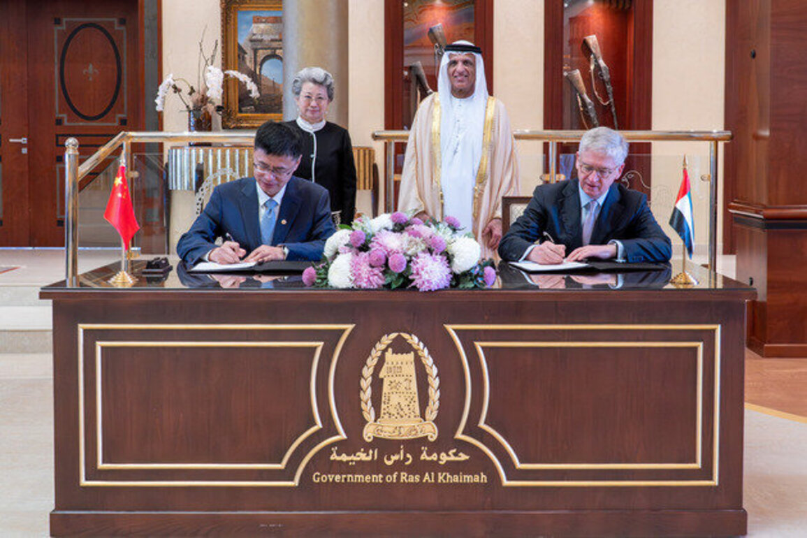 RAK Ruler witnesses signing of two MoUs between Ras Al Khaimah Government and leading Chinese financial institutions