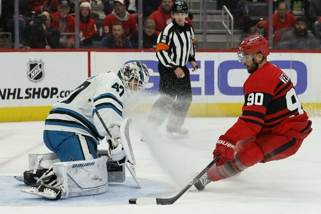 Andrew Copp carries Red Wings past Sharks in OT