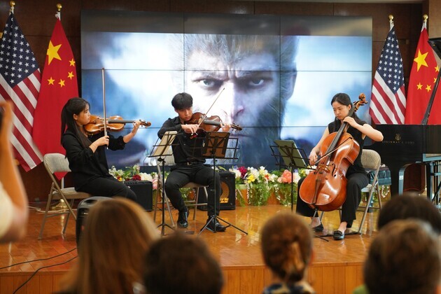 U.S.-NEW YORK-YOUNG CHINESE AND U.S. MUSICIANS-CONCERT