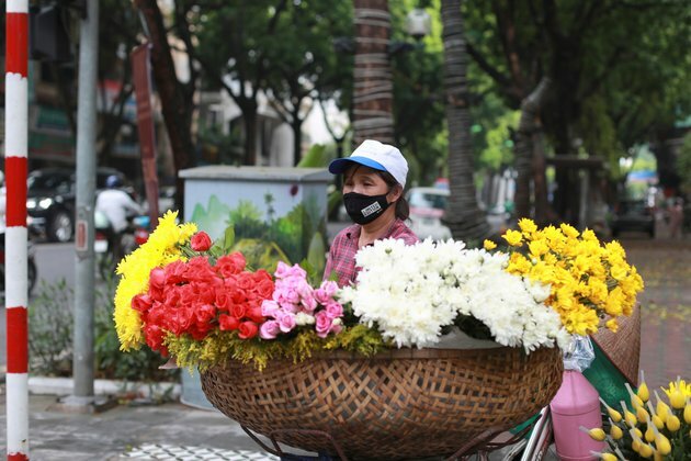 Vietnam&#039;s Economic Hopes Fade as COVID-19 Takes Away Business