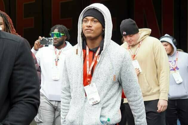 Tyler Atkinson, No. 1 LB in 2026 class, commits to Texas