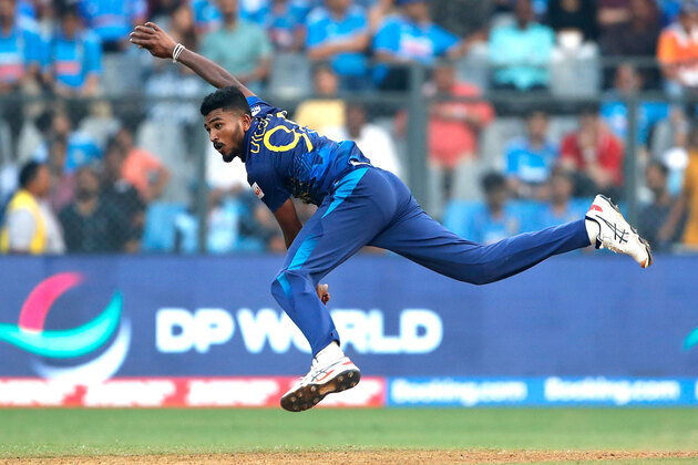 Sunrisers Hyderabad pick Dilshan Madushanka as injury replacement for Brydon Carse