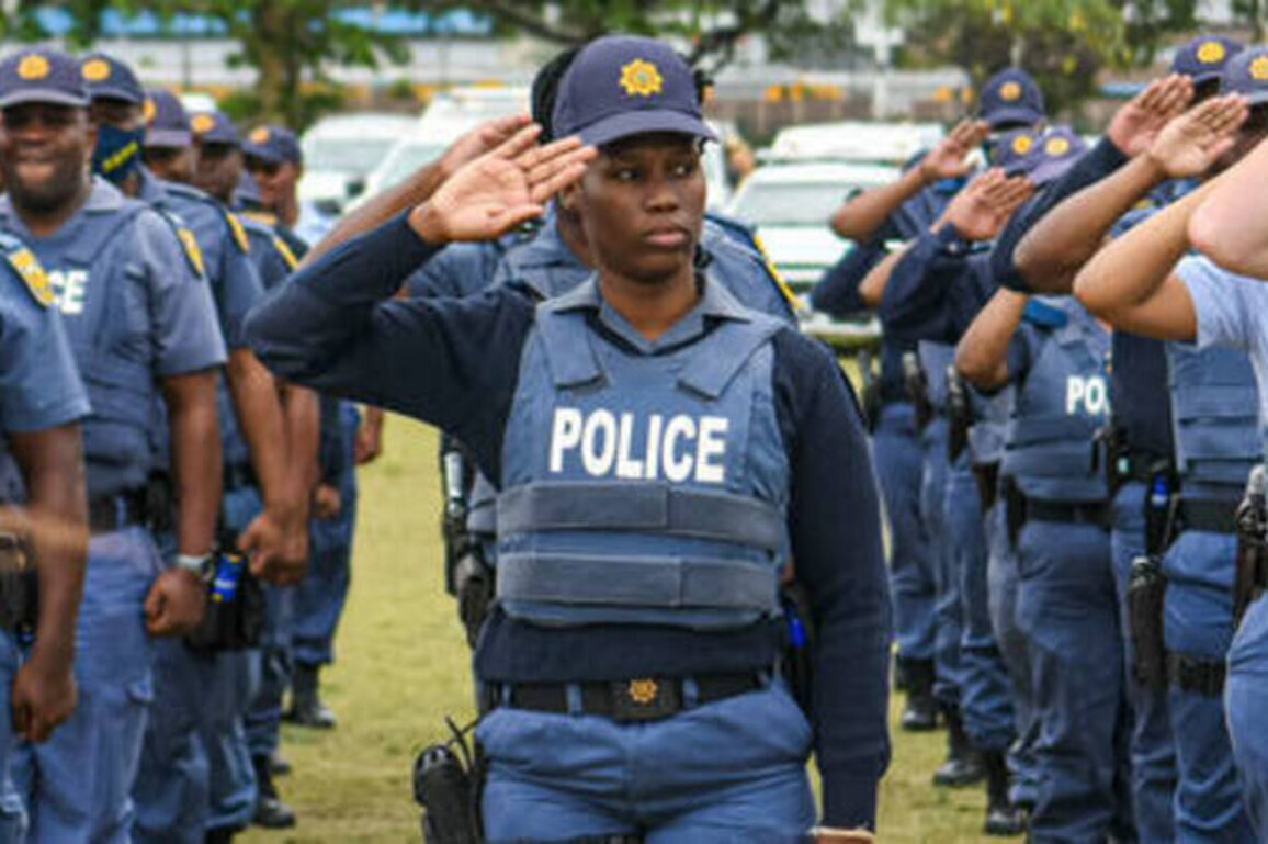 Deploying army to combat crime is not 'magic bullet' - South African police