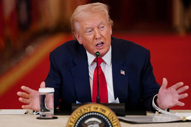 Trump warns Iran of retaliation "twenty times harder" over potential Strait of Hormuz blockade