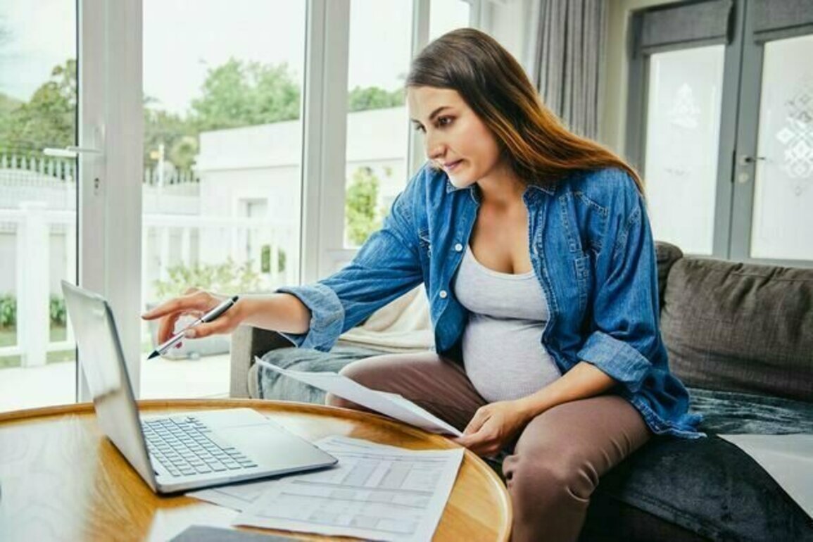 Does your maternity cover leave you with surprise bills? Here's one plan to fix it