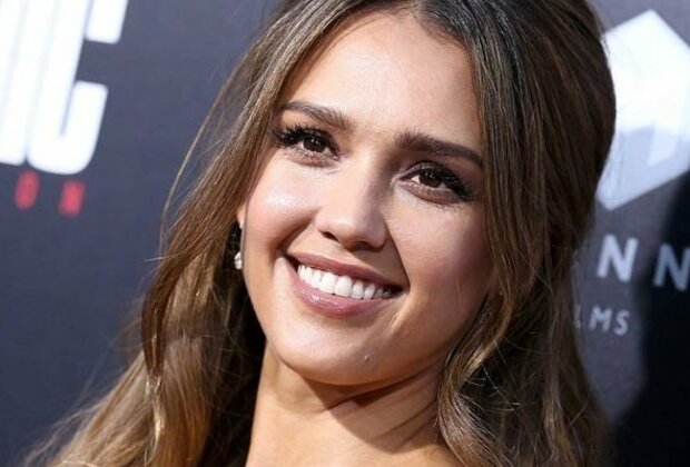 Jessica Alba to star in Netflix's action thriller 'Trigger Warning'