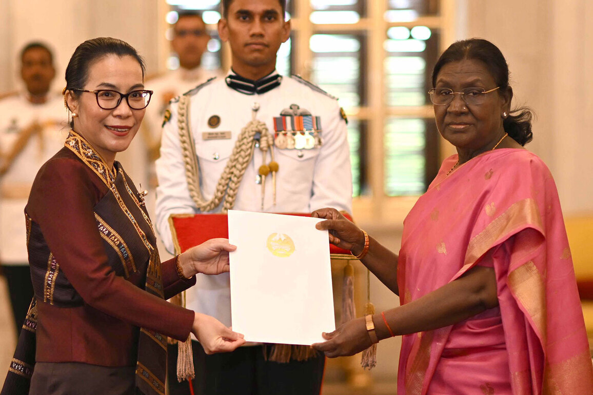 President Droupadi Murmu accepts credentials from envoys of 4 nations