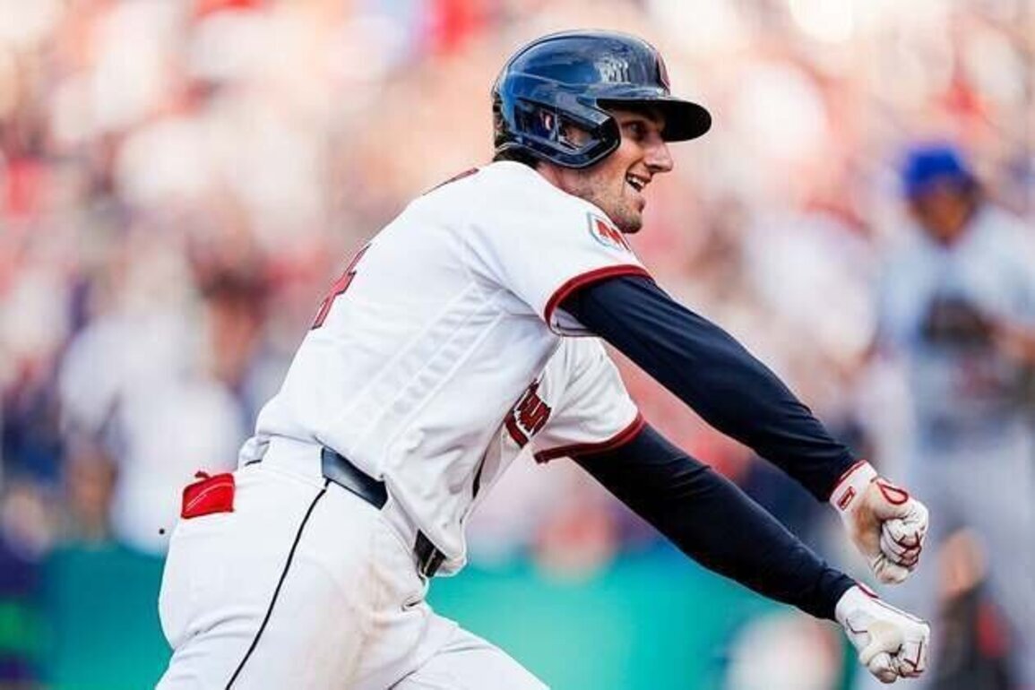 Chase DeLauter embraces hot start as Guardians host Cubs