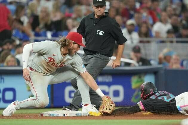 Phillies' Alec Bohm drives in 3 in return from IL