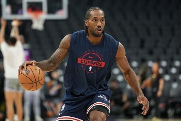 Clippers host Mavericks, eye No. 8 seed in West