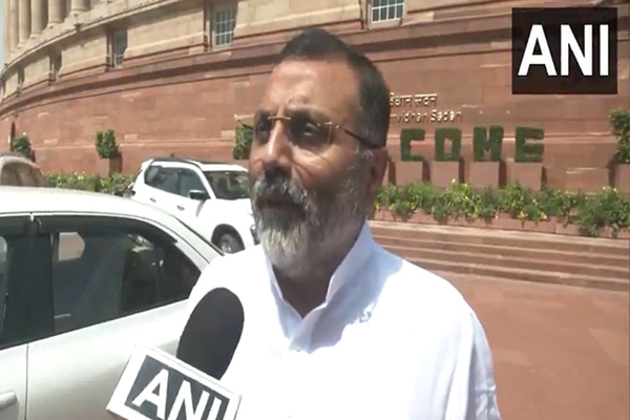 "Trump imposing tariffs on 140 crore Indians, need to stand behind our PM": Nishikant Dubey