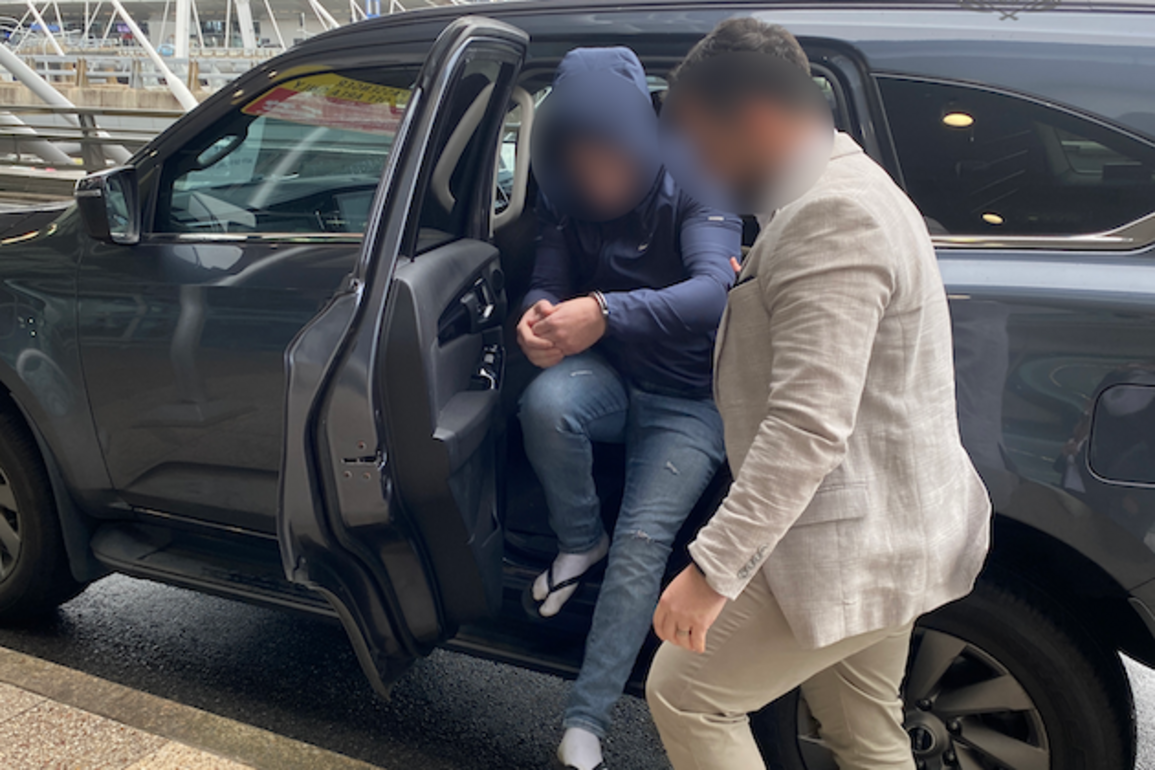 Irish Fugitive Used Bedsheets to Flee Detention