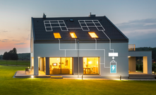 Government boosts home battery funding to $7bn