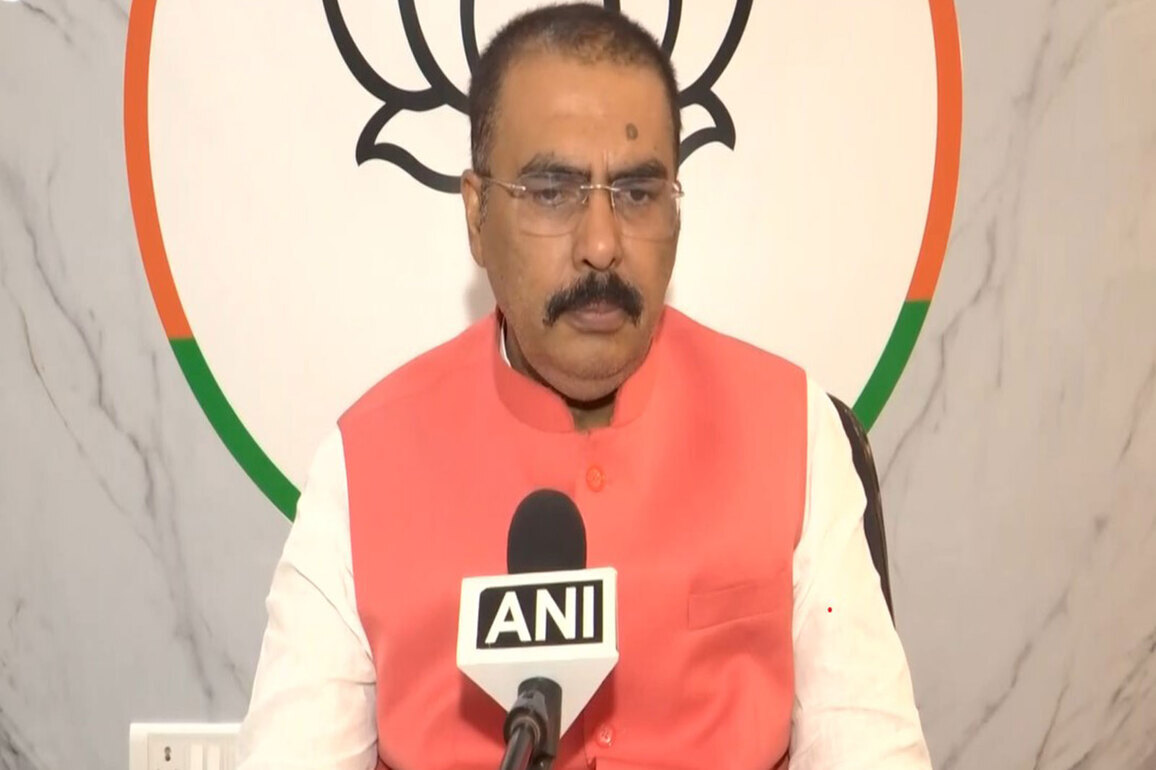 "Rahul Gandhi's behaviour is not dignified:" Bihar BJP President Sanjay Saraogi on Kangana Ranaut's 'tapori' remark on Rahul Gandhi