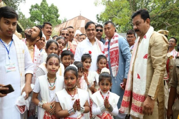 Assam CM Sarma celebrates Holi, Dola festival in Barpeta
