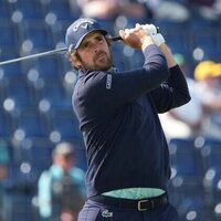 Nacho Elvira leads by two entering Dubai final round