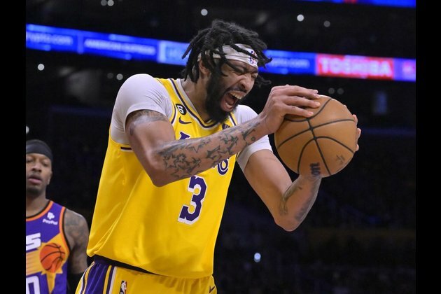 'Loud' Lakers set for back-to-back with focused Bulls