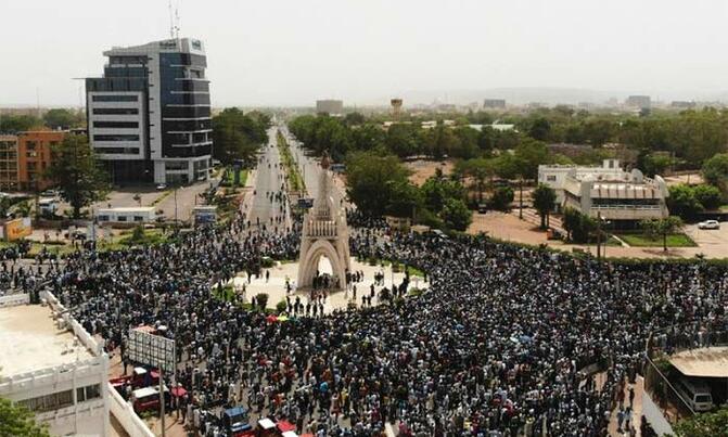 Crisis Group urges 'dialogue' between Mali government, jihadists Crisis Group urges 'dialogue' between Mali government, jihadists