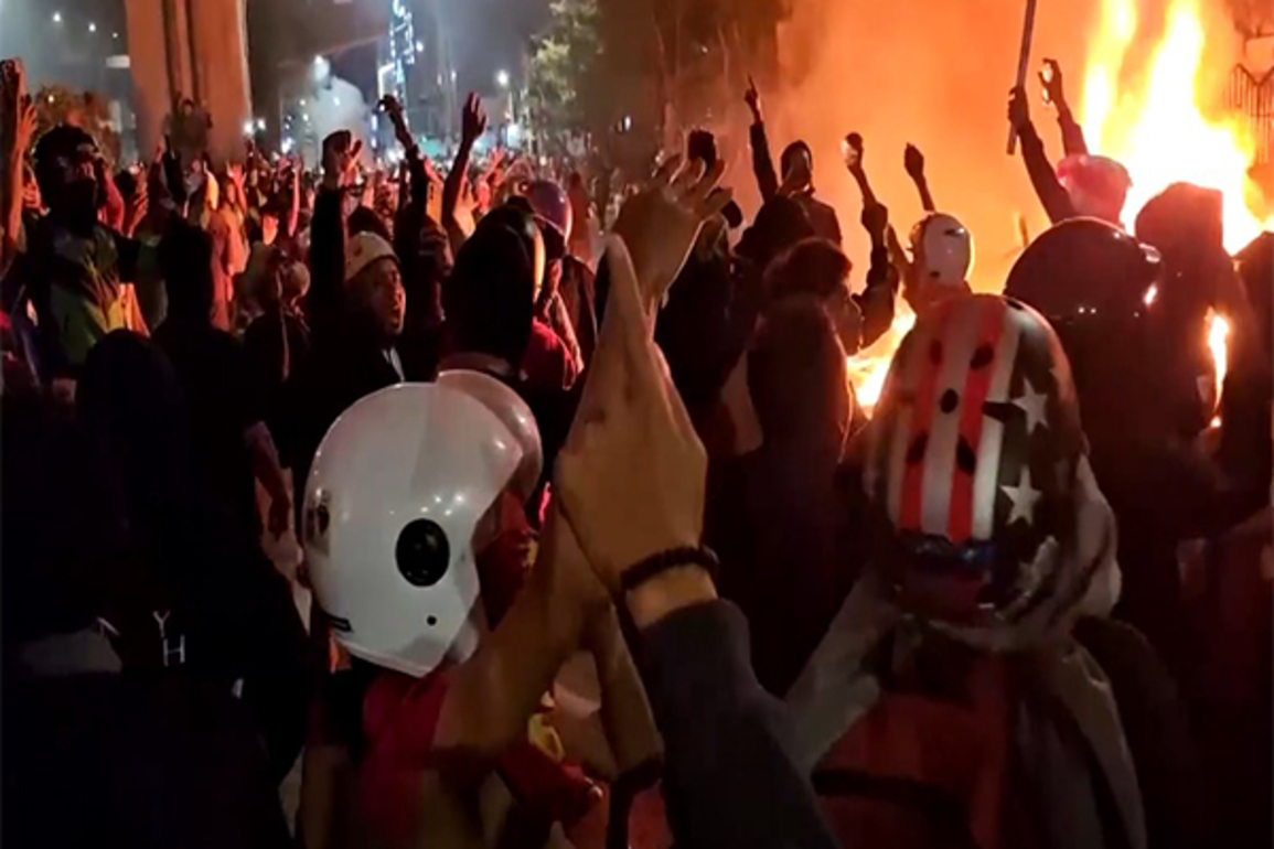Indonesian groups suspend protest as security forces tighten grip in Jakarta