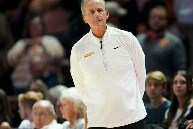 Vols reset: No. 18 Tennessee determined to contend again