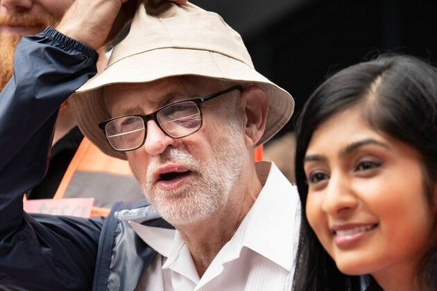 Jeremy Corbyn and Zarah Sultana so useless they&#39;ve already made pig&#39;s ear of venture