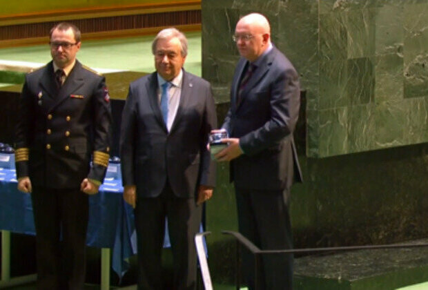 Russian peacekeeper awarded UN medal