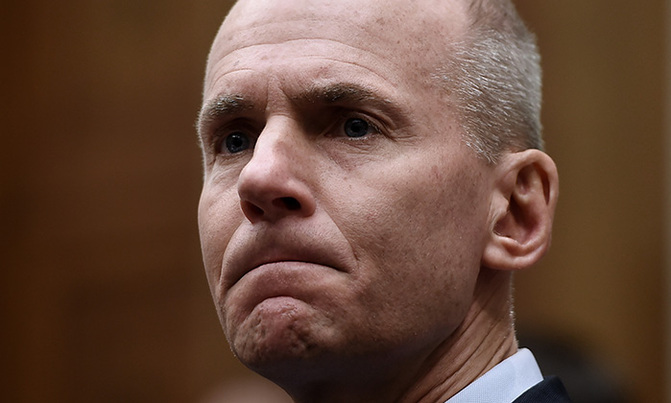 Trump called Boeing CEO ahead of MAX shutdown: source Trump called Boeing CEO ahead of MAX shutdown: source