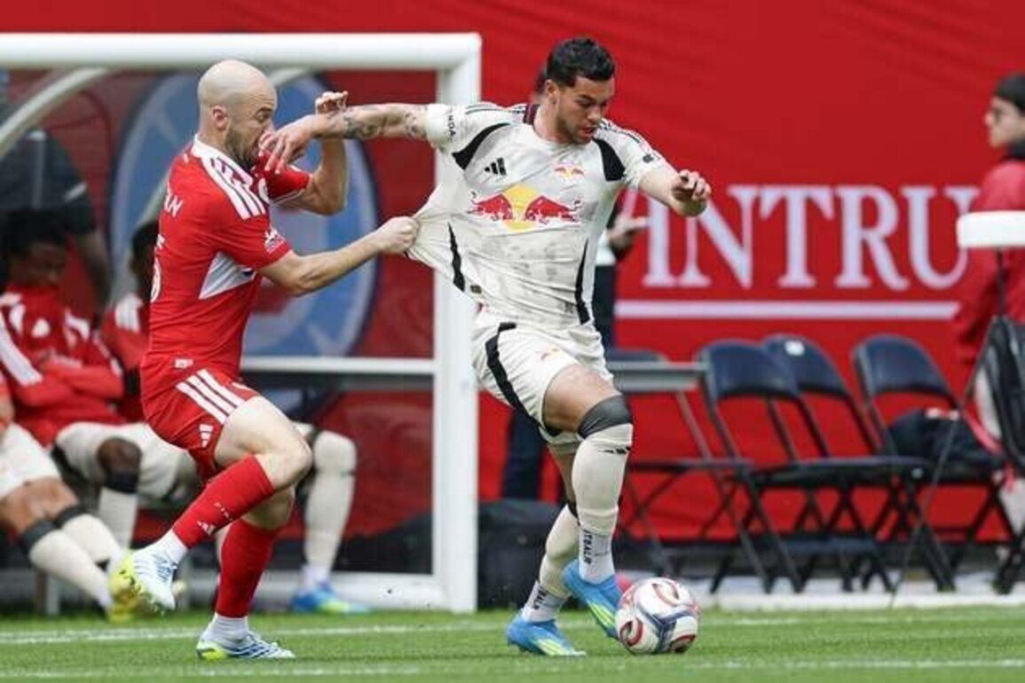 Cade Cowell, Red Bulls take aim at suddenly porous Crew