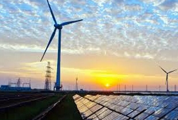 AGEL plans to add 800 MW of renewable energy projects