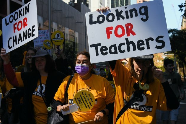 Could more online learning help fix Australia&#039;s teacher shortage?
