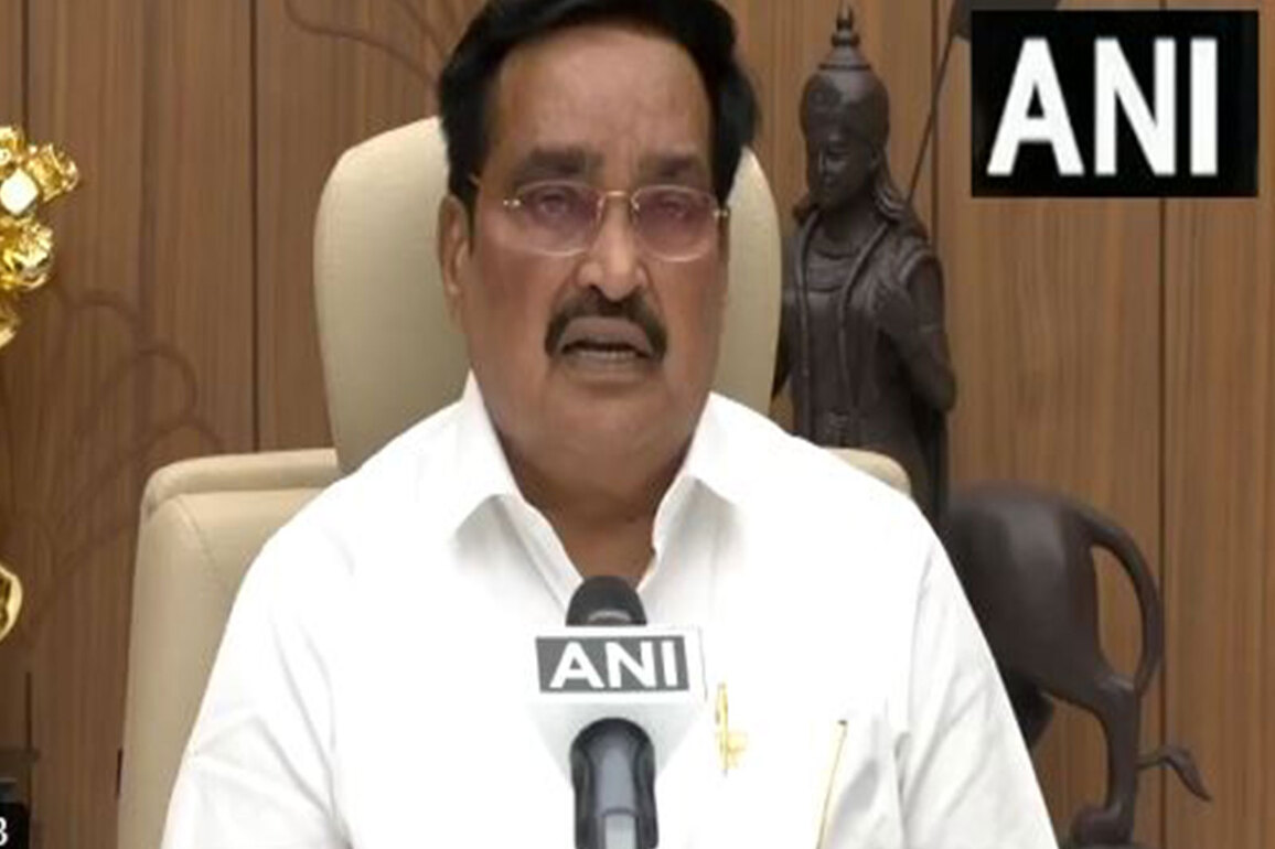 Surat to honour 6,000 sanitation workers on PM Modi's birthday, says Union Minister CR Paatil
