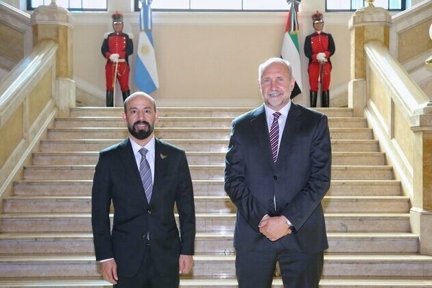 UAE ambassador meets Santa Fe Governor, discusses ties